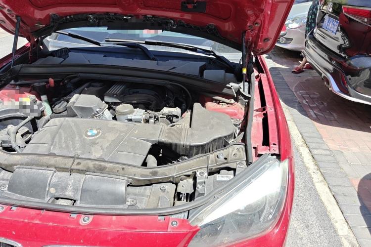 Used BMW X1 2013 sDrive18i Fashion Model Engine Bay Left