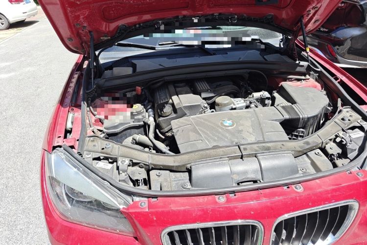 Used BMW X1 2013 sDrive18i Fashion Model Engine Bay Right