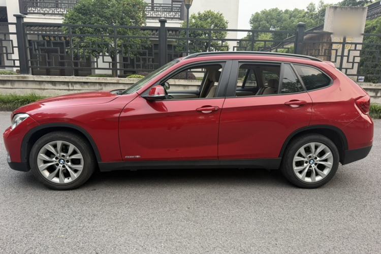 Used BMW X1 2013 sDrive18i Leading Model Exterior 4