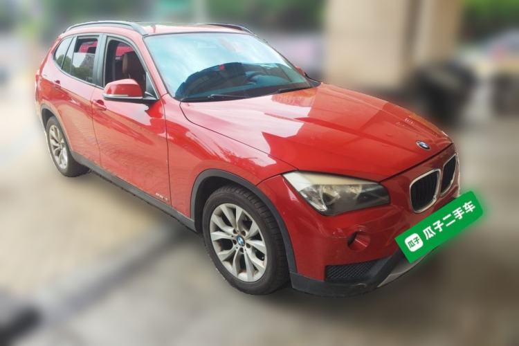 Used BMW X1 2013 sDrive18i Fashion Model Front Right 45 Deg