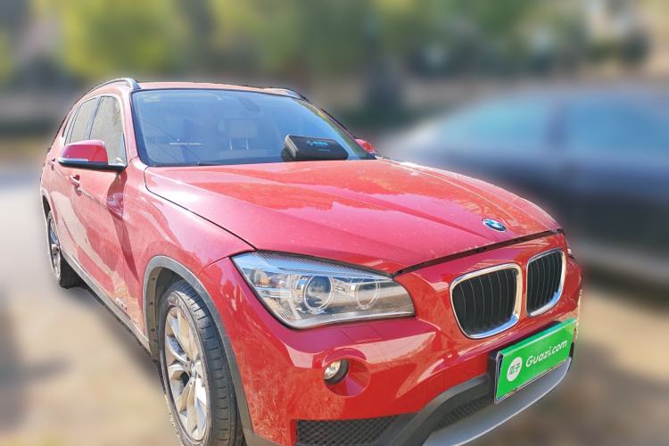 Used BMW X1 2013 sDrive18i Leading Model Front Right 45 Deg