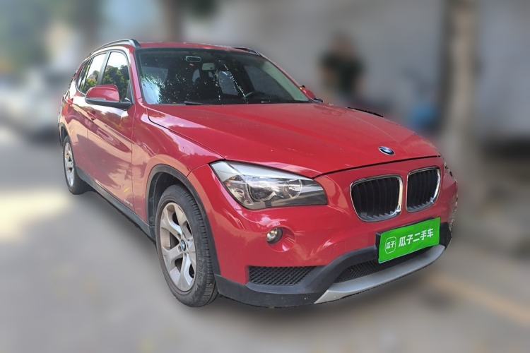 Used BMW X1 2013 sDrive18i Fashion Model Front Right 45 Deg