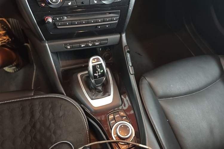 Used BMW X1 2013 xDrive20i X Design Package Gear Lever