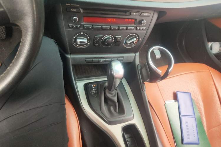 Used BMW X1 2013 sDrive18i Fashion Model Gear Lever