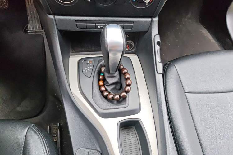 Used BMW X1 2013 sDrive18i Fashion Model Gear Lever