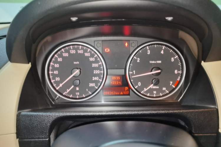 Used BMW X1 2013 sDrive18i Leading Model Instrument Cluster