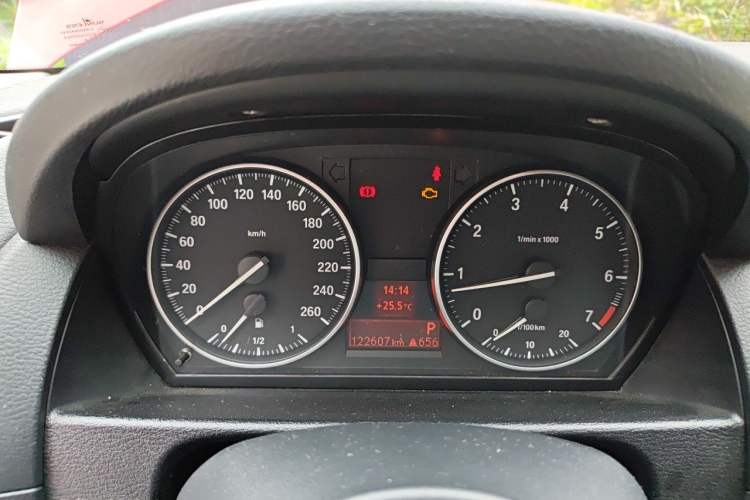 Used BMW X1 2013 sDrive18i Fashion Model Instrument Cluster