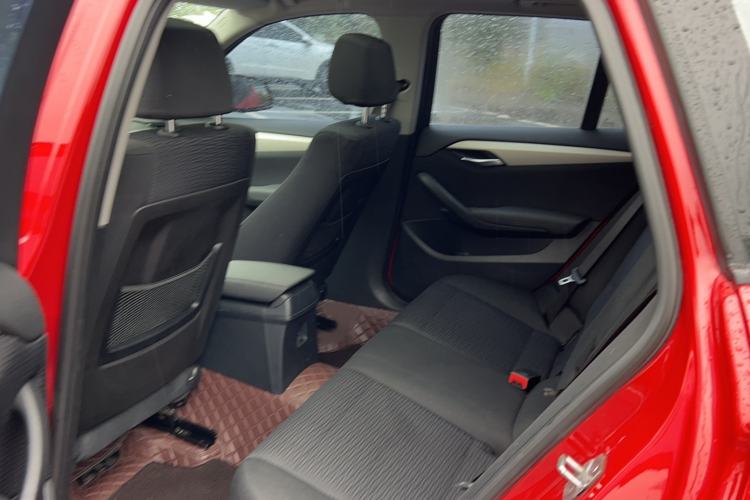Used BMW X1 2013 sDrive18i Fashion Model Interior 3