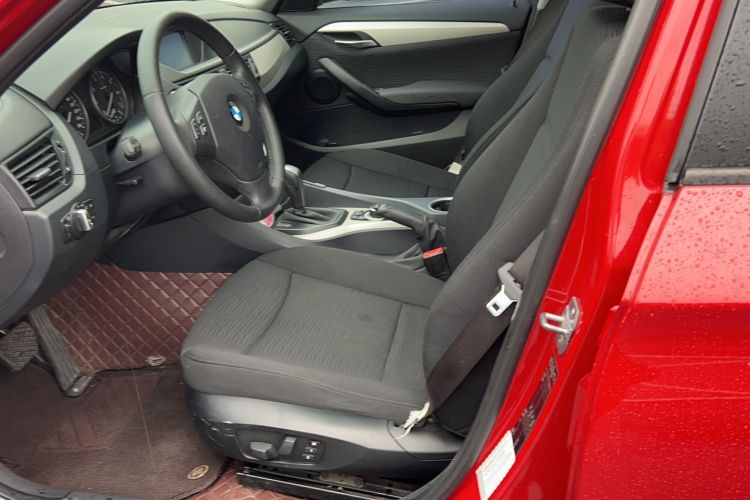 Used BMW X1 2013 sDrive18i Fashion Model Left Front Seat