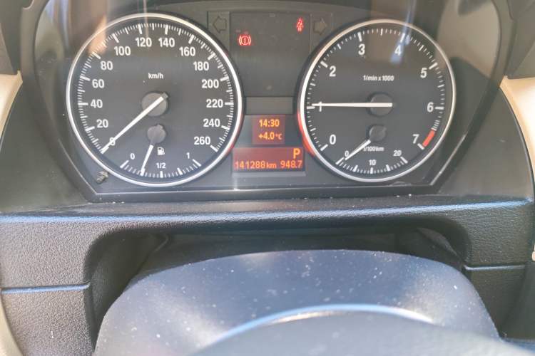 Used BMW X1 2013 sDrive18i Leading Model Odometer Close Up