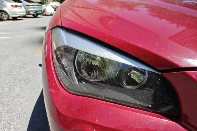 Used BMW X1 2013 sDrive18i Fashion Model Right Front Headlight