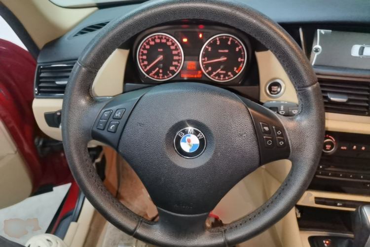 Used BMW X1 2013 sDrive18i Leading Model Steering Wheel