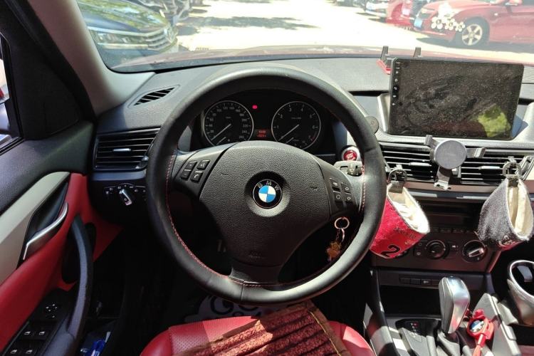 Used BMW X1 2013 sDrive18i Fashion Model Steering Wheel