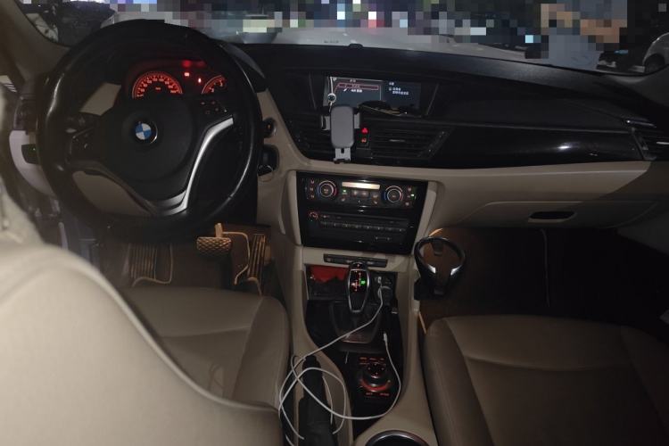Used BMW X1 2013 xDrive20i X Design Package Center Console