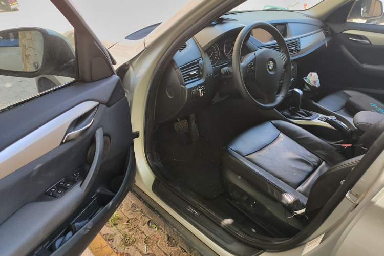 Used BMW X1 2013 sDrive18i Fashion Model Driver Seat