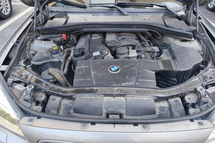 Used BMW X1 2013 sDrive18i Leading Model Engine Bay