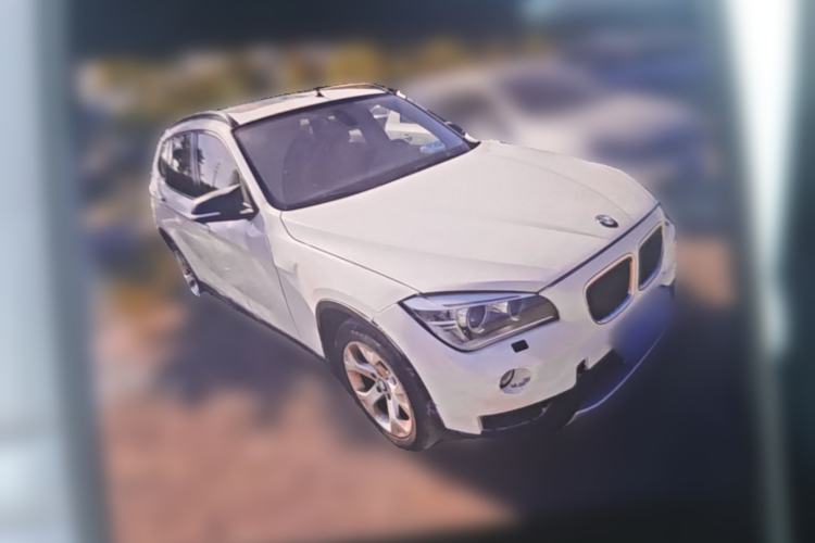 Used BMW X1 2013 sDrive20i Sports Design Package Front Right 45 Deg