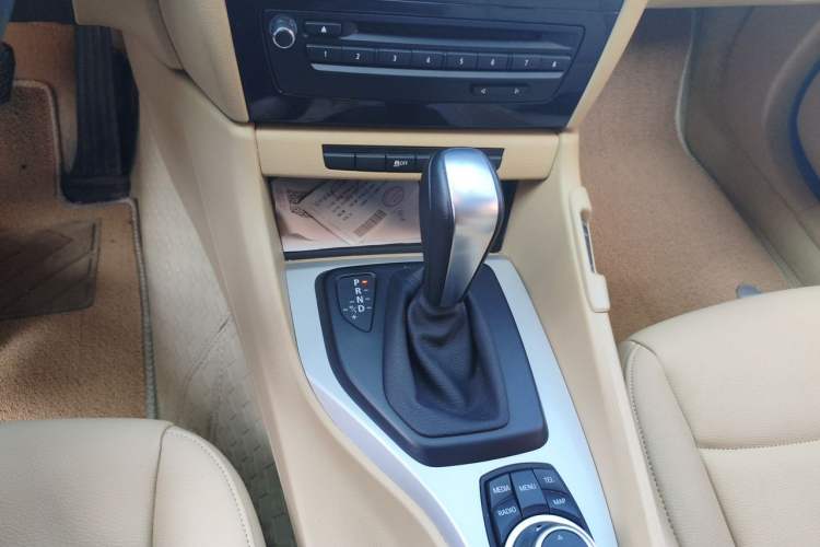 Used BMW X1 2013 sDrive18i Leading Model Gear Lever