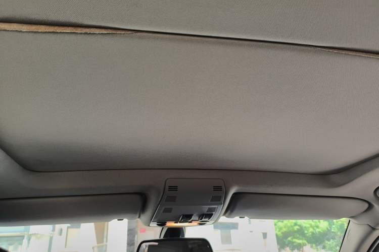 Used BMW X1 2013 sDrive18i Fashion Model Headliner