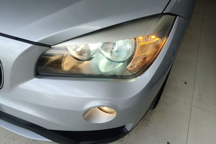 Used BMW X1 2013 sDrive18i Fashion Model Left Front Headlight