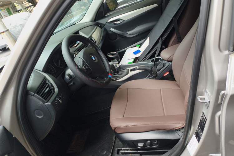 Used BMW X1 2013 sDrive18i Fashion Model Left Front Seat