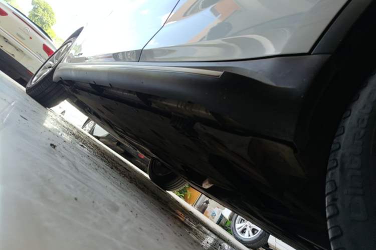 Used BMW X1 2013 sDrive18i Fashion Model Left Side Sill