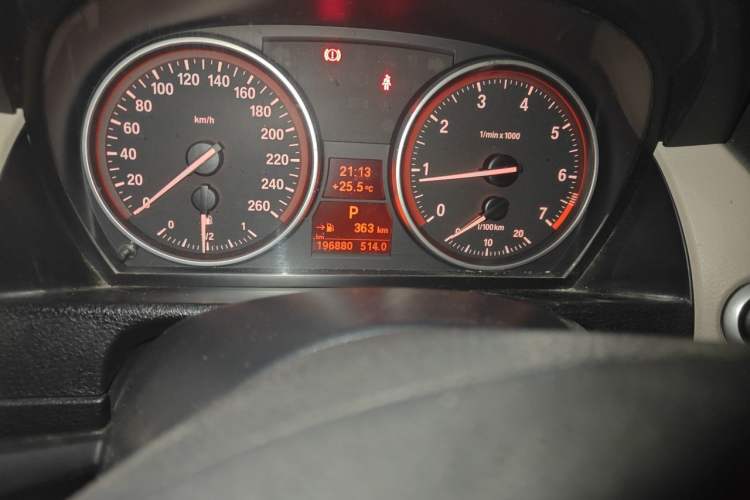 Used BMW X1 2013 xDrive20i X Design Package Odometer Close Up