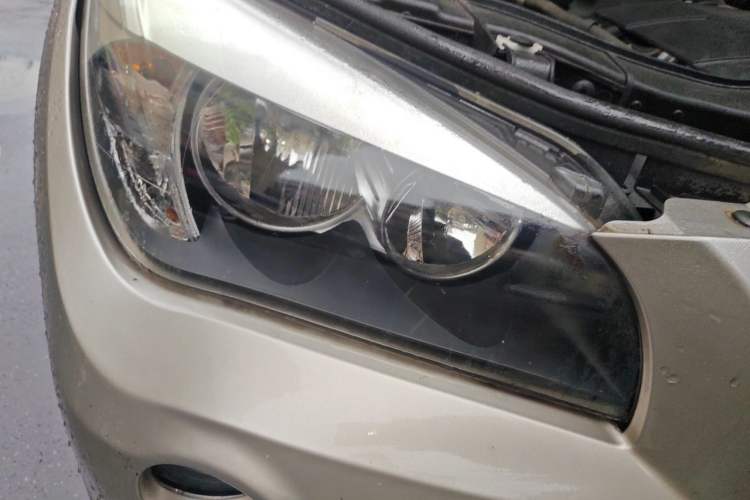 Used BMW X1 2013 sDrive18i Fashion Model Right Front Headlight