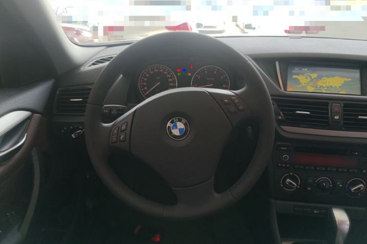 Used BMW X1 2013 sDrive18i Fashion Model Steering Wheel