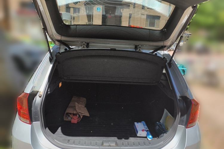 Used BMW X1 2013 sDrive18i Fashion Model Trunk