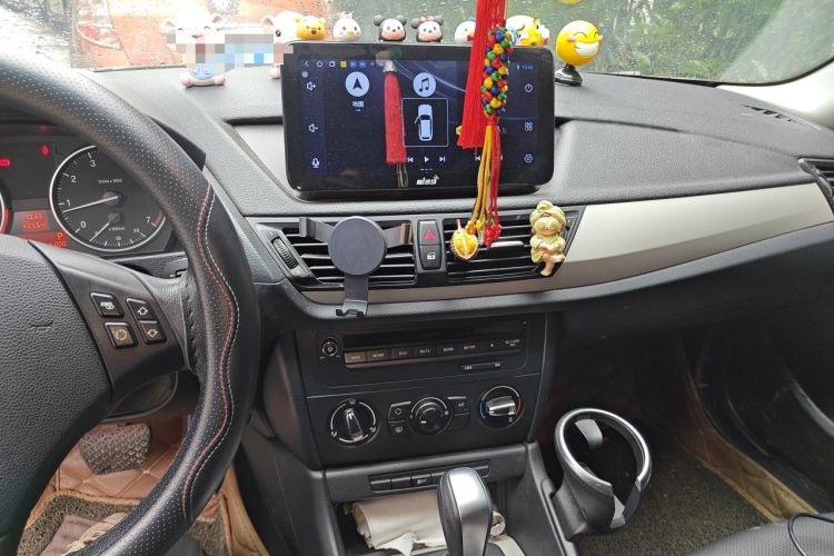 Used BMW X1 2013 sDrive18i Fashion Model Audio And AC Panel