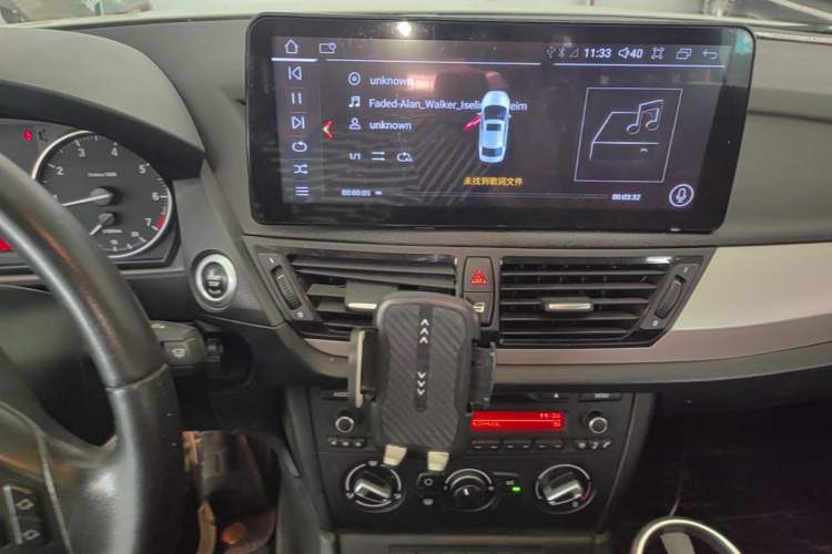 Used BMW X1 2013 sDrive18i Fashion Model Audio And AC Panel