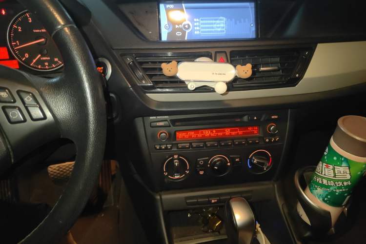 Used BMW X1 2013 sDrive18i Fashion Model Audio And AC Panel
