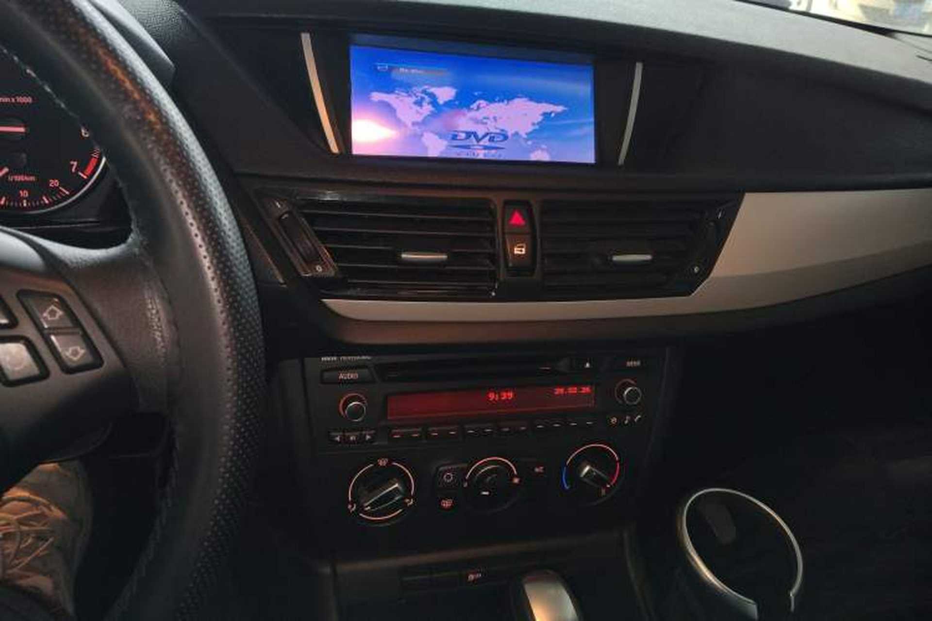 Used BMW X1 2013 sDrive18i Fashion Model Audio And AC Panel