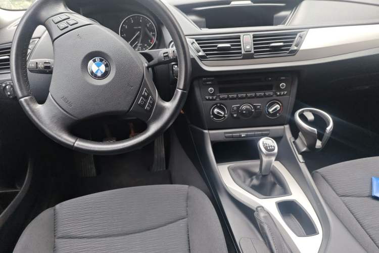 Used BMW X1 2013 sDrive18i manual model Center Console
