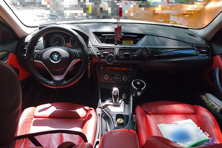 Used BMW X1 2013 sDrive20i Sports Design Package Center Console