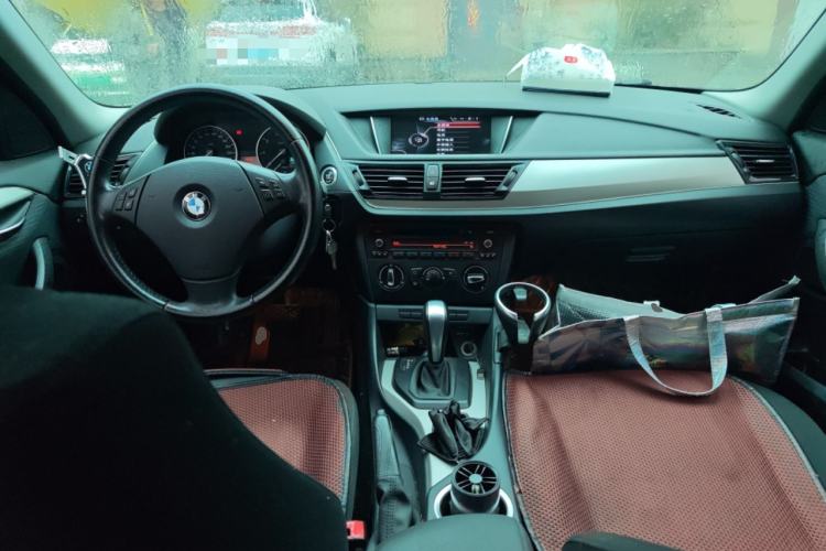 Used BMW X1 2013 sDrive18i Fashion Model Center Console