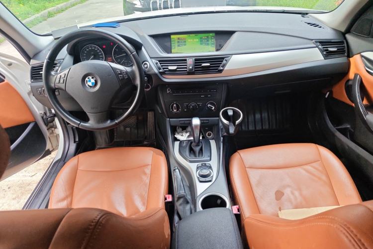 Used BMW X1 2013 sDrive18i Fashion Model Center Console