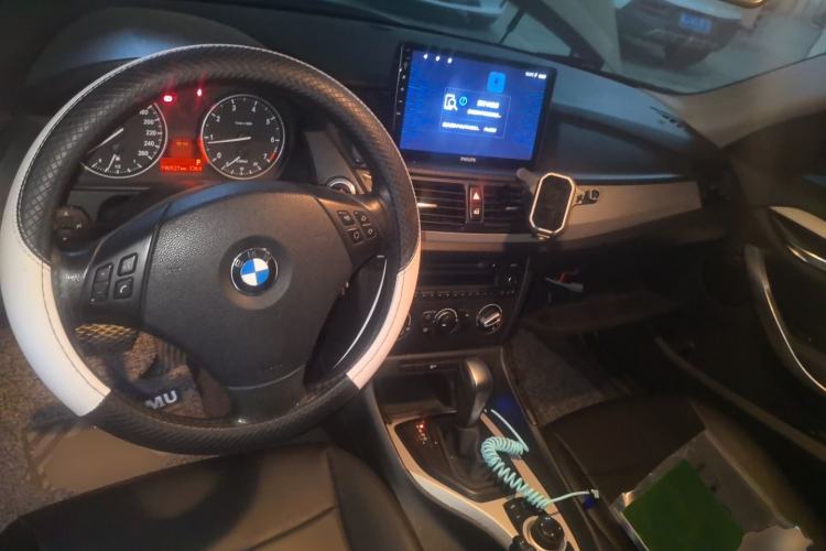 Used BMW X1 2013 sDrive18i Fashion Model Center Console