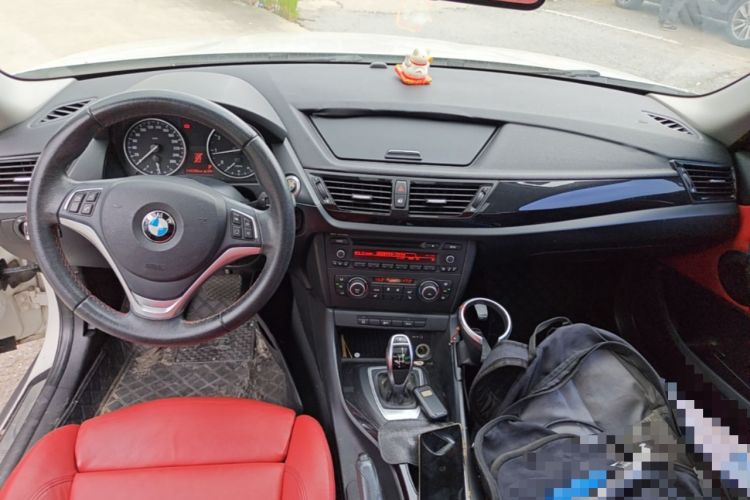 Used BMW X1 2013 sDrive20i Sports Design Package Center Console