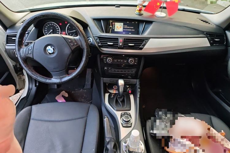 Used BMW X1 2013 sDrive18i Leading Model Center Console