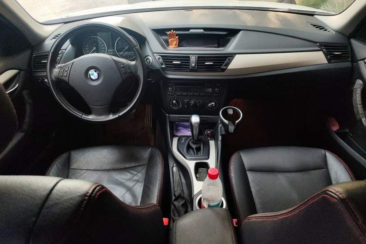 Used BMW X1 2013 sDrive18i Fashion Model Center Console
