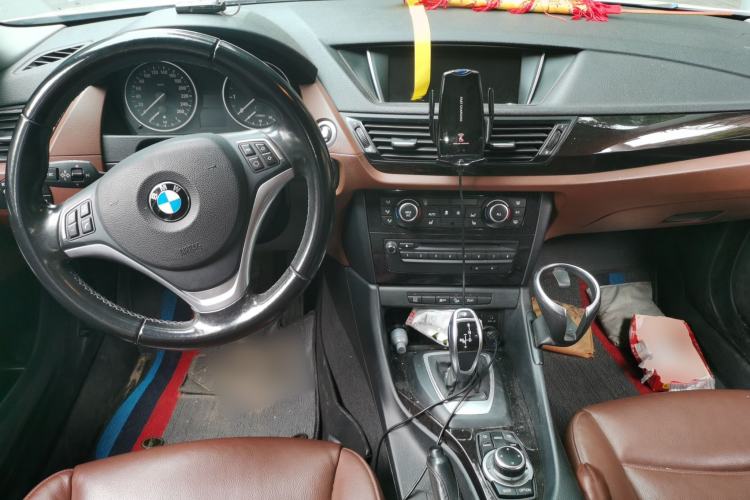 Used BMW X1 2013 xDrive20i X Design Package Center Console
