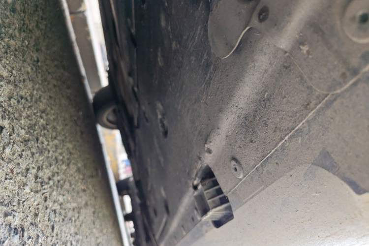 Used BMW X1 2013 sDrive18i Fashion Model Chassis Front Left