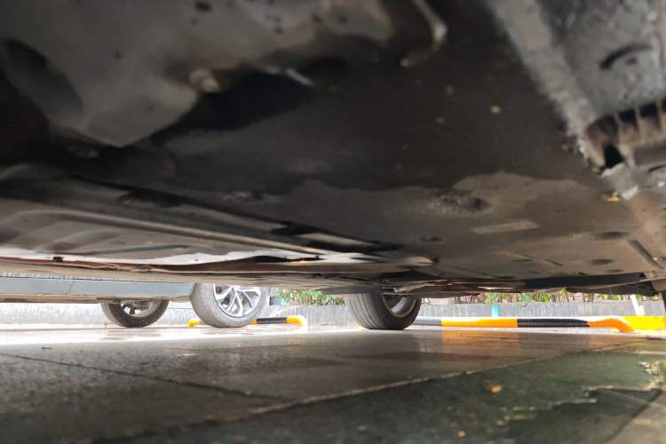 Used BMW X1 2013 sDrive18i Fashion Model Chassis Front Left