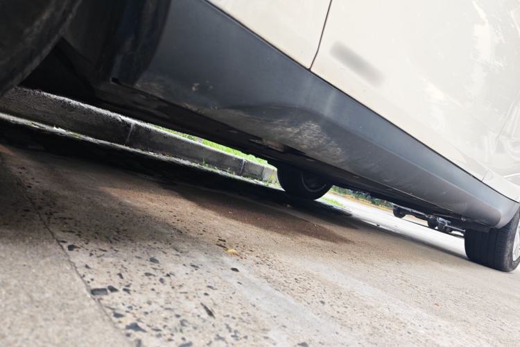 Used BMW X1 2013 sDrive18i Fashion Model Chassis Front Left