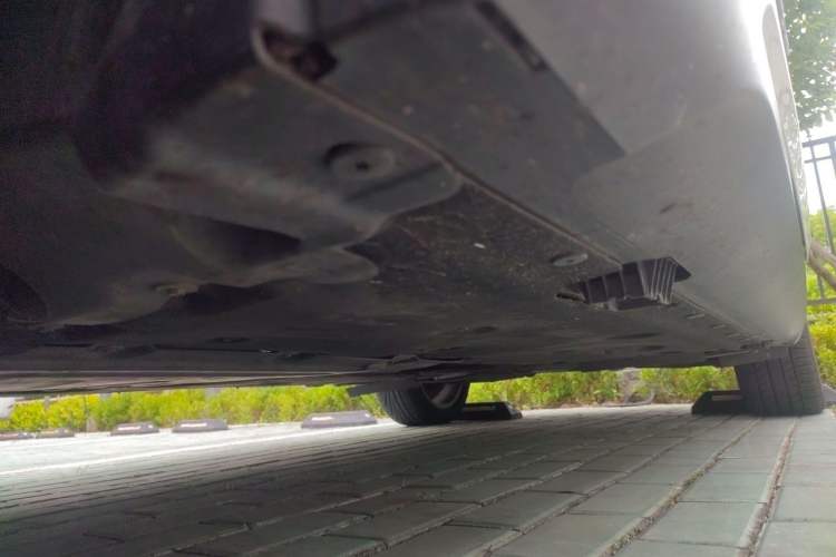 Used BMW X1 2013 sDrive18i Leading Model Chassis Front Left
