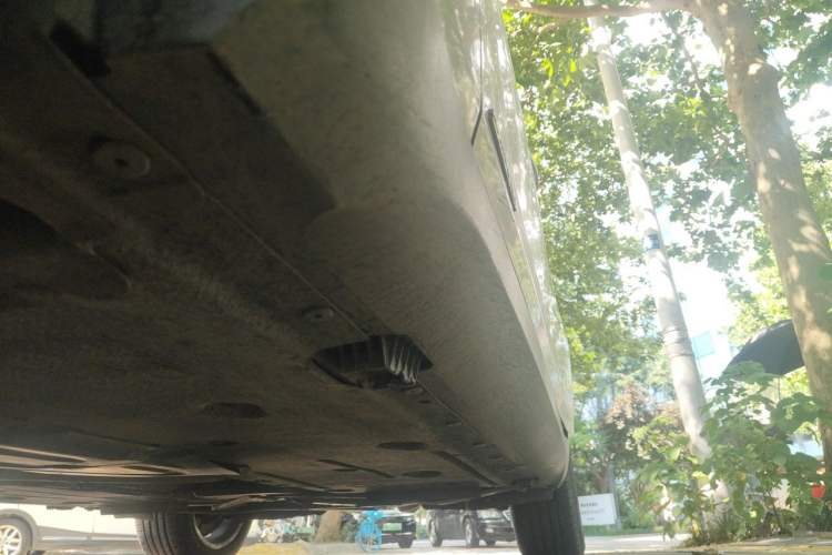 Used BMW X1 2013 sDrive18i Fashion Model Chassis Front Left