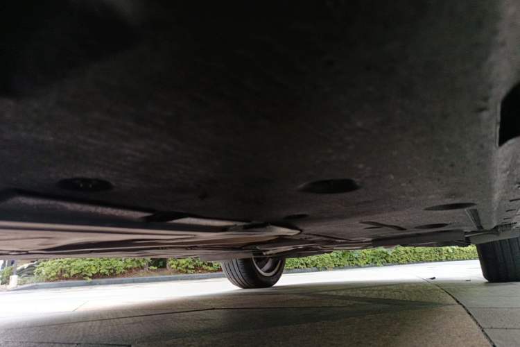 Used BMW X1 2013 sDrive18i Fashion Model Chassis Front Left