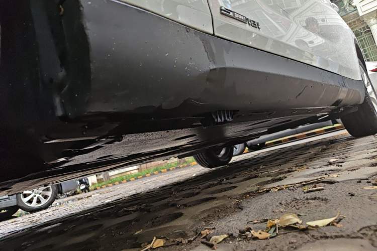 Used BMW X1 2013 sDrive18i Fashion Model Chassis Front Left
